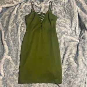 Olive Green Midi Dress | Adult Small 💚